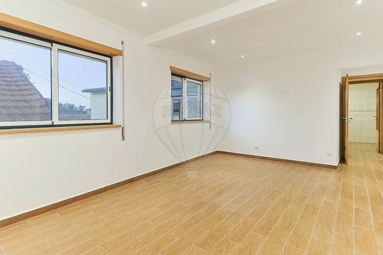 Moradia T3 para Venda em Alhadas Foto 12