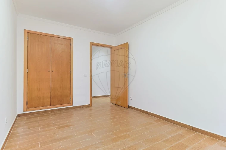 Moradia T3 para Venda em Alhadas Foto 5