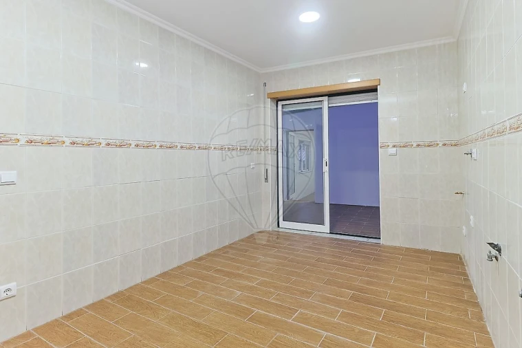 Moradia T3 para Venda em Alhadas Foto 24