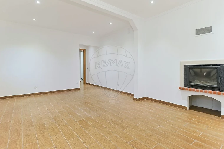 Moradia T3 para Venda em Alhadas Foto 9