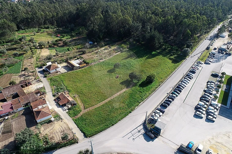 Terreno para Venda em Vila Nova de Anços Foto 2