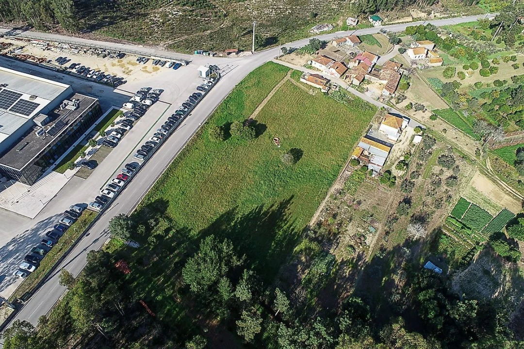 Terreno para Venda em Vila Nova de Anços Foto 7