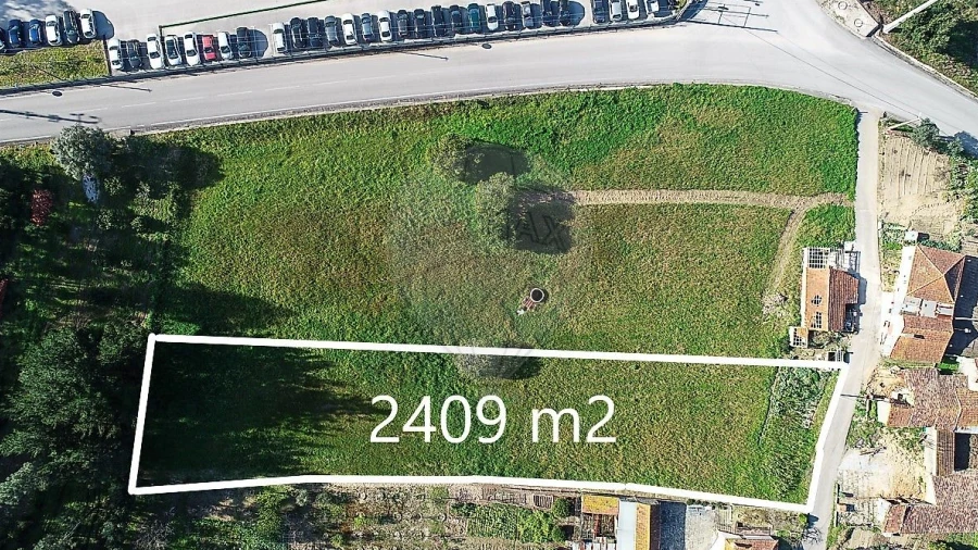 Terreno para Venda em Vila Nova de Anços