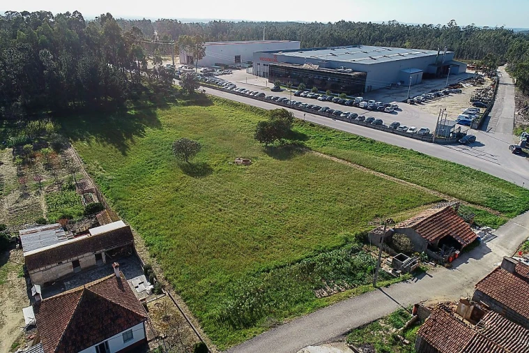Terreno para Venda em Vila Nova de Anços Foto 7