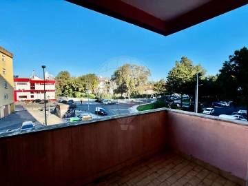 Apartamento T2 para Venda em Algueirão-Mem Martins