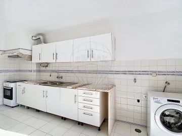 Apartamento T2 para Venda em Algueirão-Mem Martins