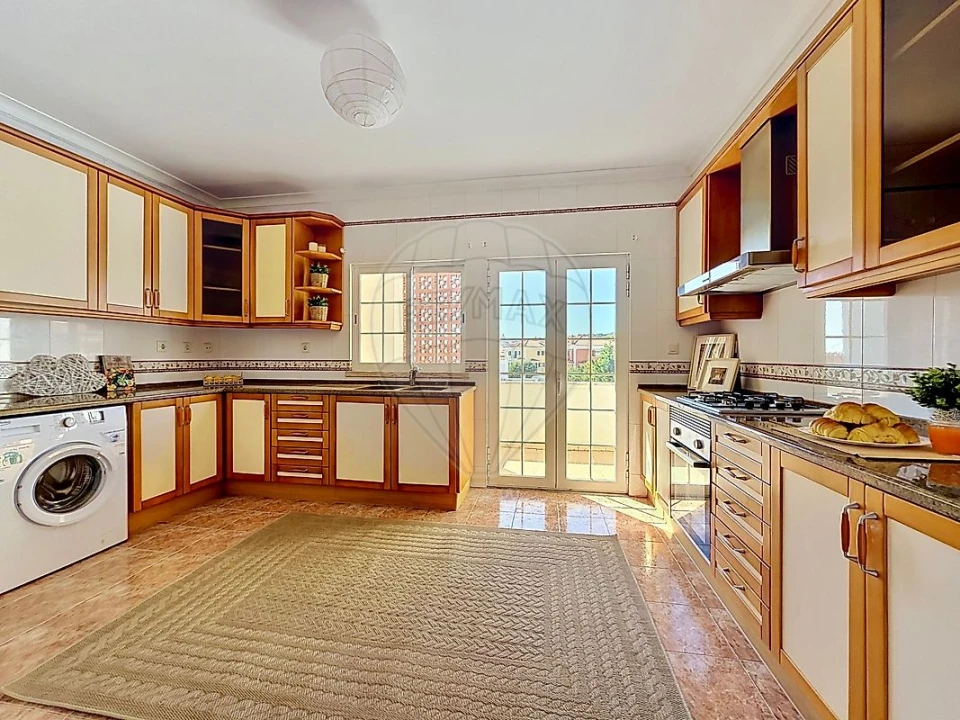 Apartamento T3 para Venda em Santa Maria e São Miguel, São Martinho, São Pedro Penaferrim Foto 48
