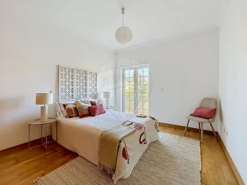 Apartamento T3 para Venda em Santa Maria e São Miguel, São Martinho, São Pedro Penaferrim