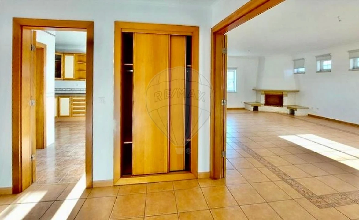 Apartamento T3 para Venda em Santa Maria e São Miguel, São Martinho, São Pedro Penaferrim Foto 4