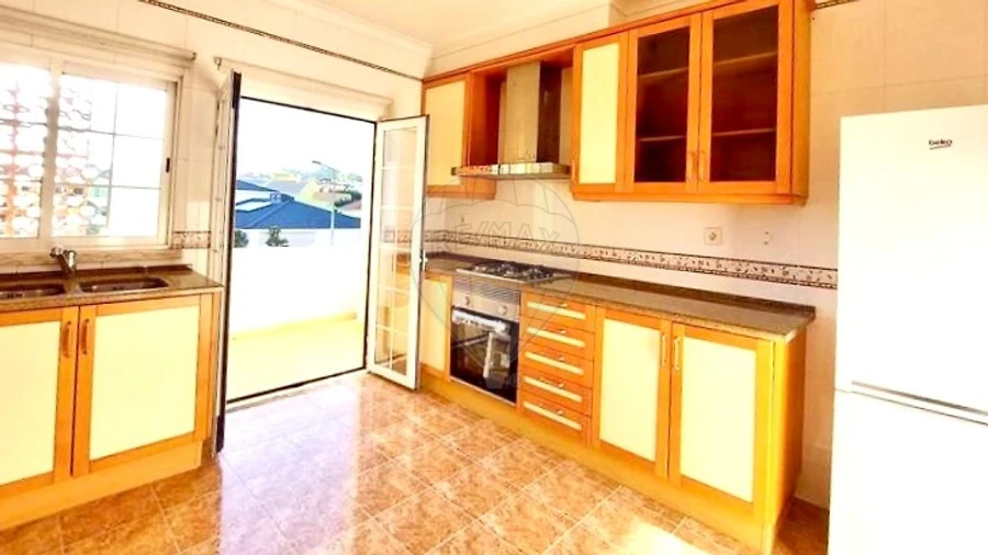 Apartamento T3 para Venda em Santa Maria e São Miguel, São Martinho, São Pedro Penaferrim Foto 13