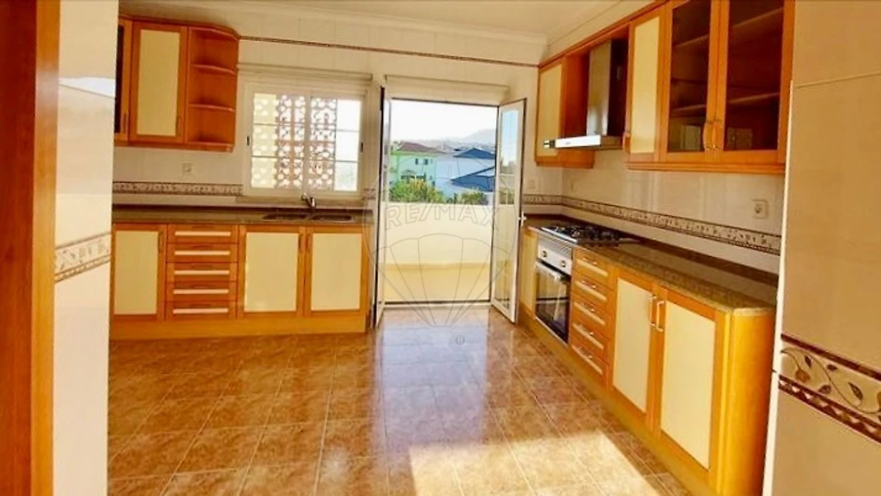 Apartamento T3 para Venda em Santa Maria e São Miguel, São Martinho, São Pedro Penaferrim Foto 12