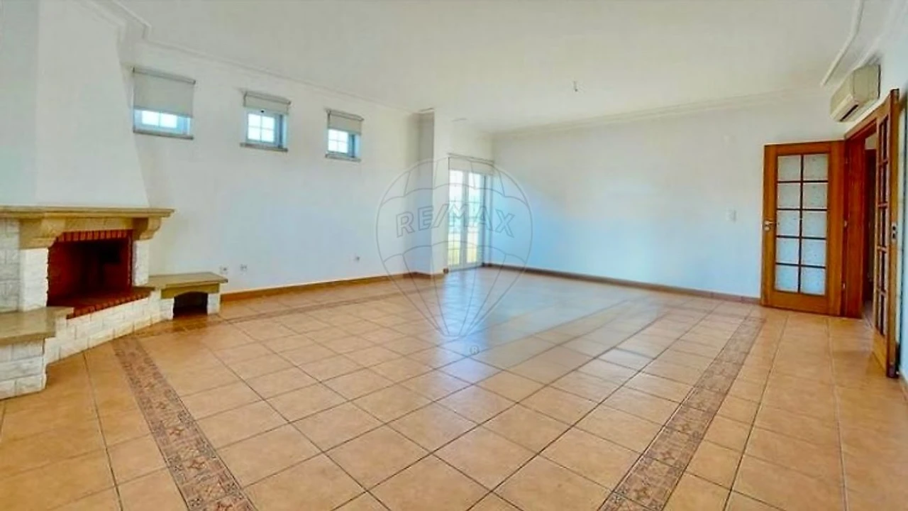 Apartamento T3 para Venda em Santa Maria e São Miguel, São Martinho, São Pedro Penaferrim Foto 6