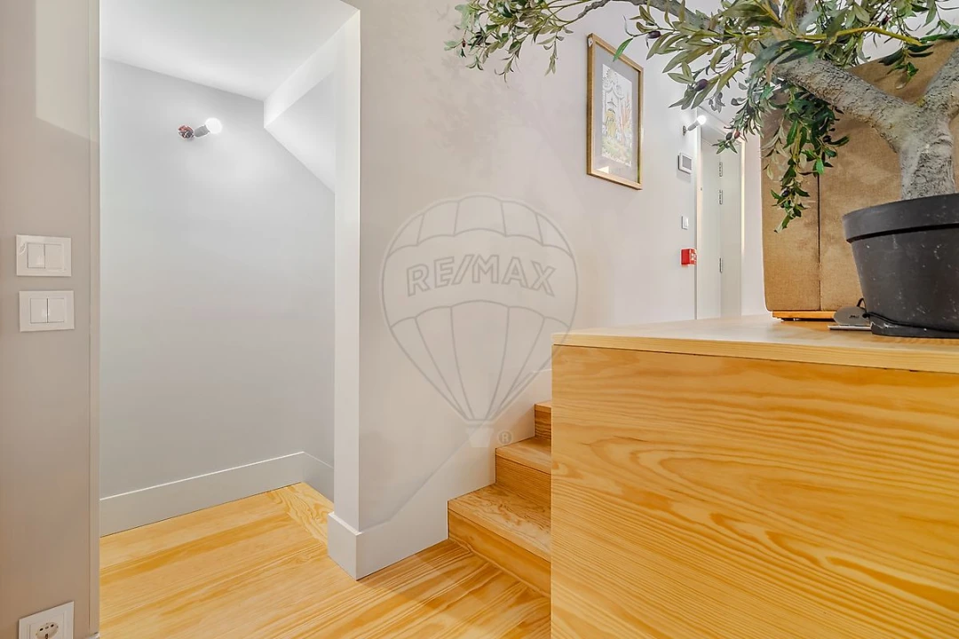 Apartamento T2 para Venda em Cedofeita, Santo Ildefonso, Sé, Miragaia, São Nicolau e Vitória Foto 7