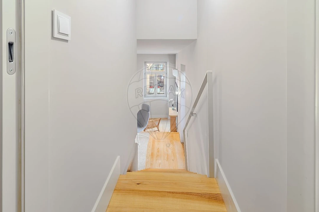 Apartamento T2 para Venda em Cedofeita, Santo Ildefonso, Sé, Miragaia, São Nicolau e Vitória Foto 21