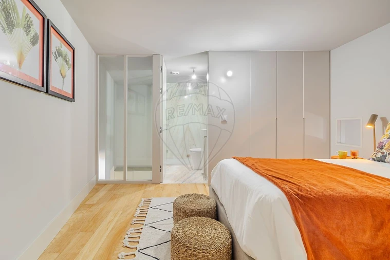 Apartamento T2 para Venda em Cedofeita, Santo Ildefonso, Sé, Miragaia, São Nicolau e Vitória Foto 17