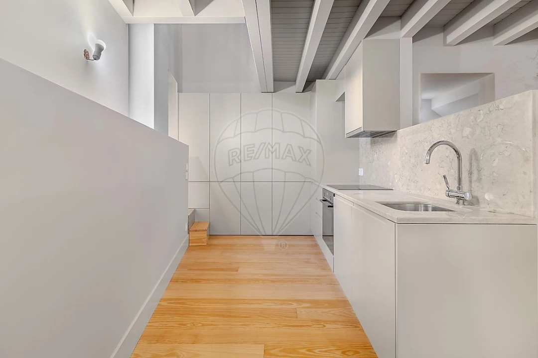 Apartamento T2 para Venda em Cedofeita, Santo Ildefonso, Sé, Miragaia, São Nicolau e Vitória Foto 8