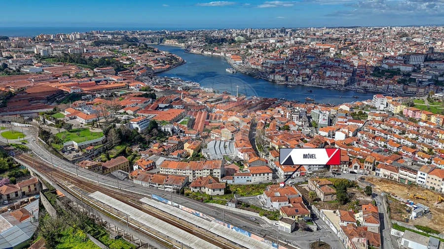 Moradia T3 para Venda em Santa Marinha e São Pedro da Afurada Foto 34