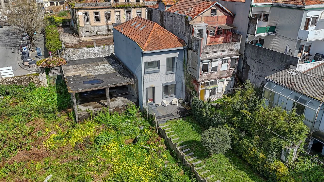 Moradia T3 para Venda em Santa Marinha e São Pedro da Afurada Foto 3