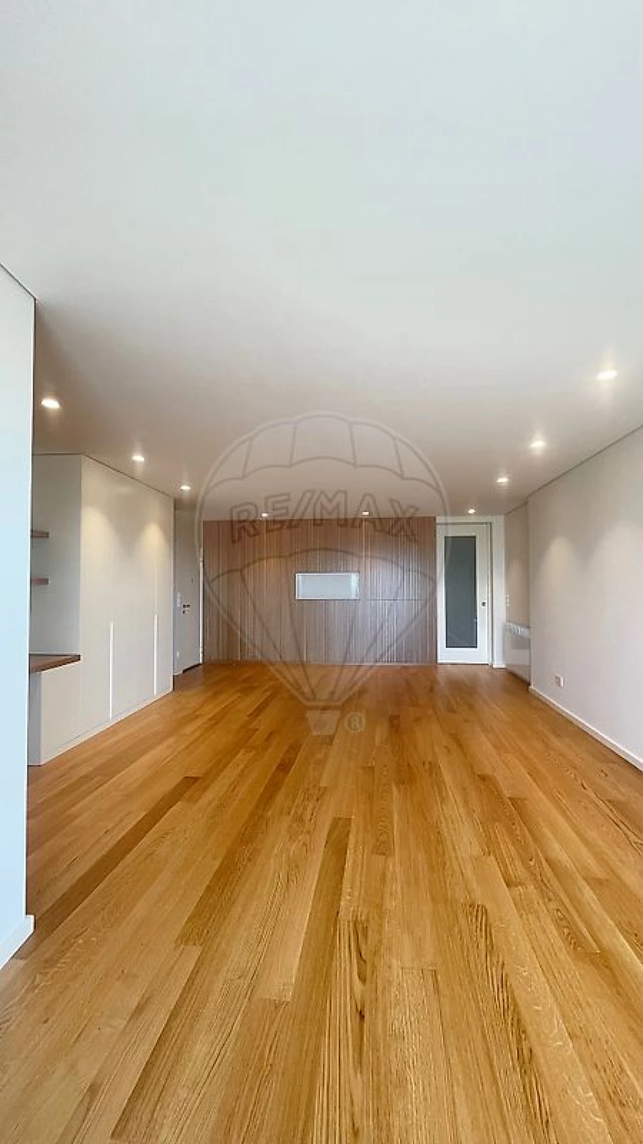 Apartamento T2 para Arrendamento em Aldoar, Foz do Douro e Nevogilde Foto 12