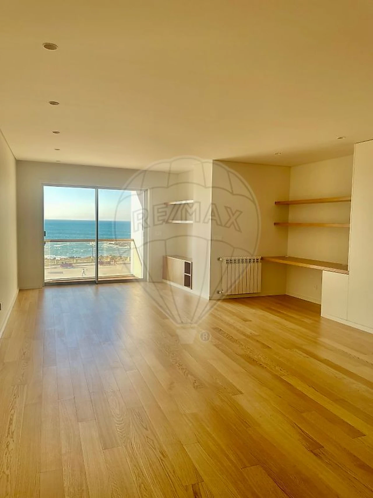 Apartamento T2 para Arrendamento em Aldoar, Foz do Douro e Nevogilde Foto 9