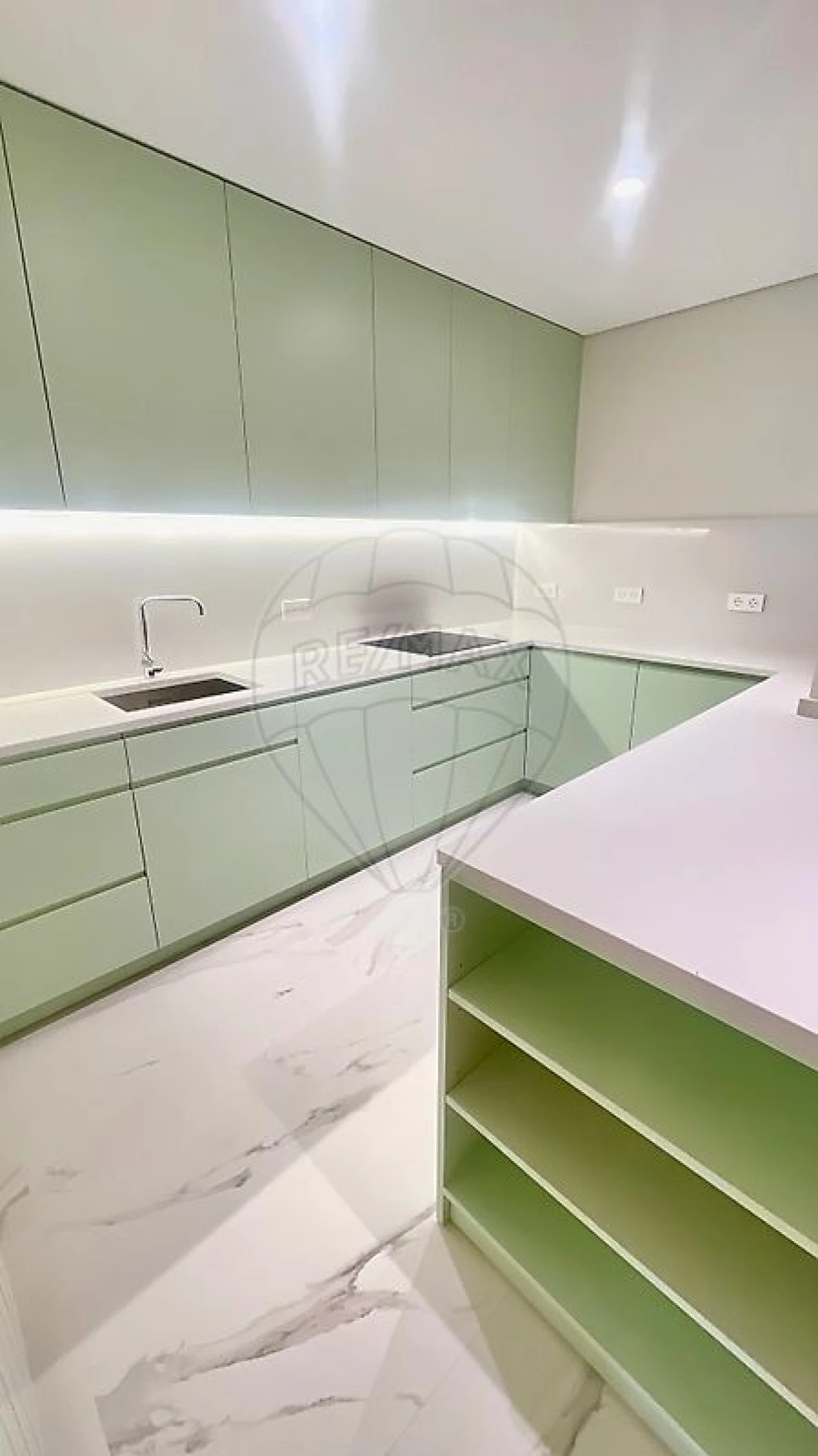 Apartamento T2 para Arrendamento em Aldoar, Foz do Douro e Nevogilde Foto 15