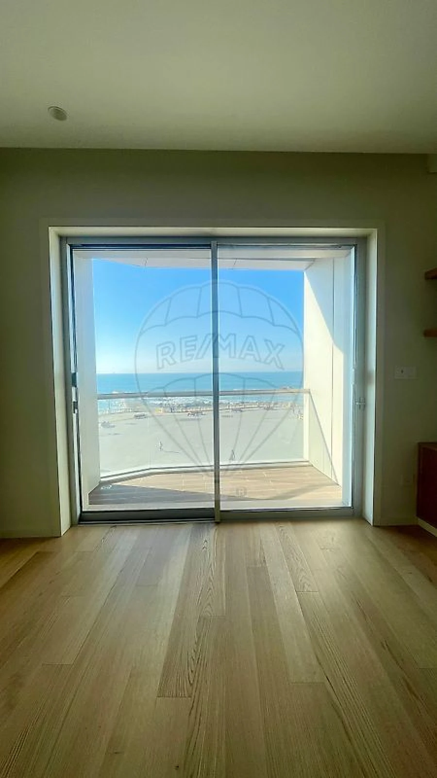 Apartamento T2 para Arrendamento em Aldoar, Foz do Douro e Nevogilde Foto 7