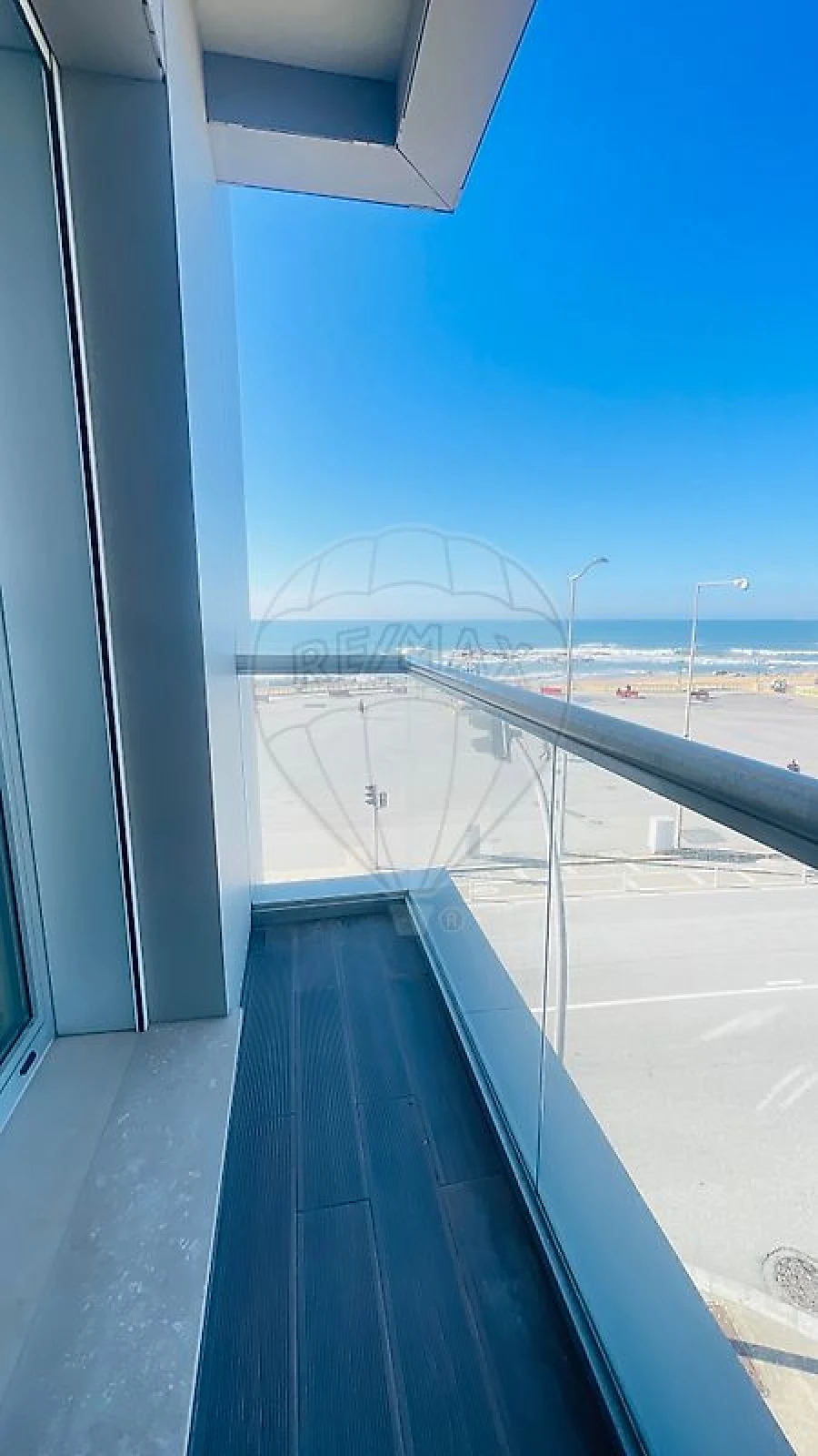 Apartamento T2 para Arrendamento em Aldoar, Foz do Douro e Nevogilde Foto 26