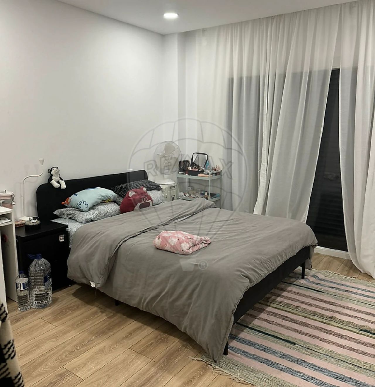 Moradia T4 para Arrendamento em Vialonga Foto 8