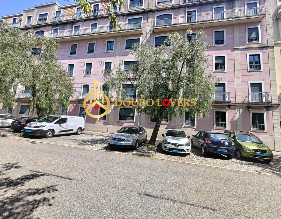 Apartamento T2 para Venda em Oliveira do Douro Foto 1