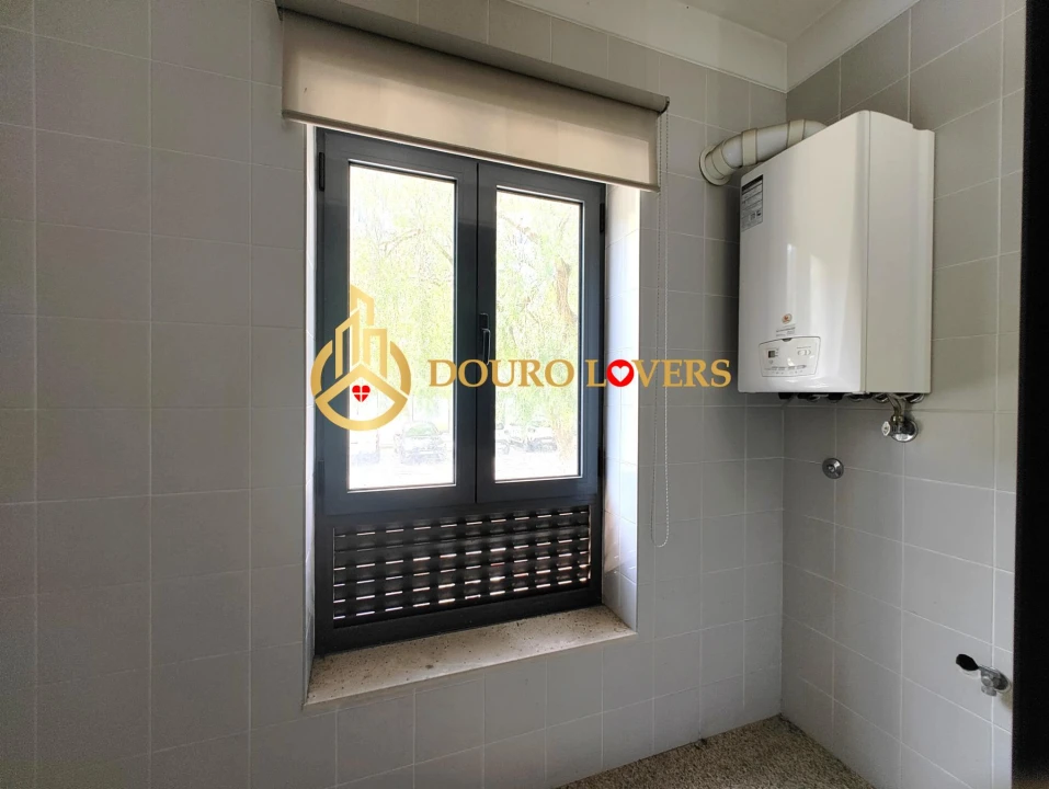 Apartamento T2 para Venda em Oliveira do Douro Foto 9