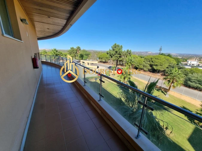 Apartamento T1 para Venda em Albufeira e Olhos de Água Foto 2