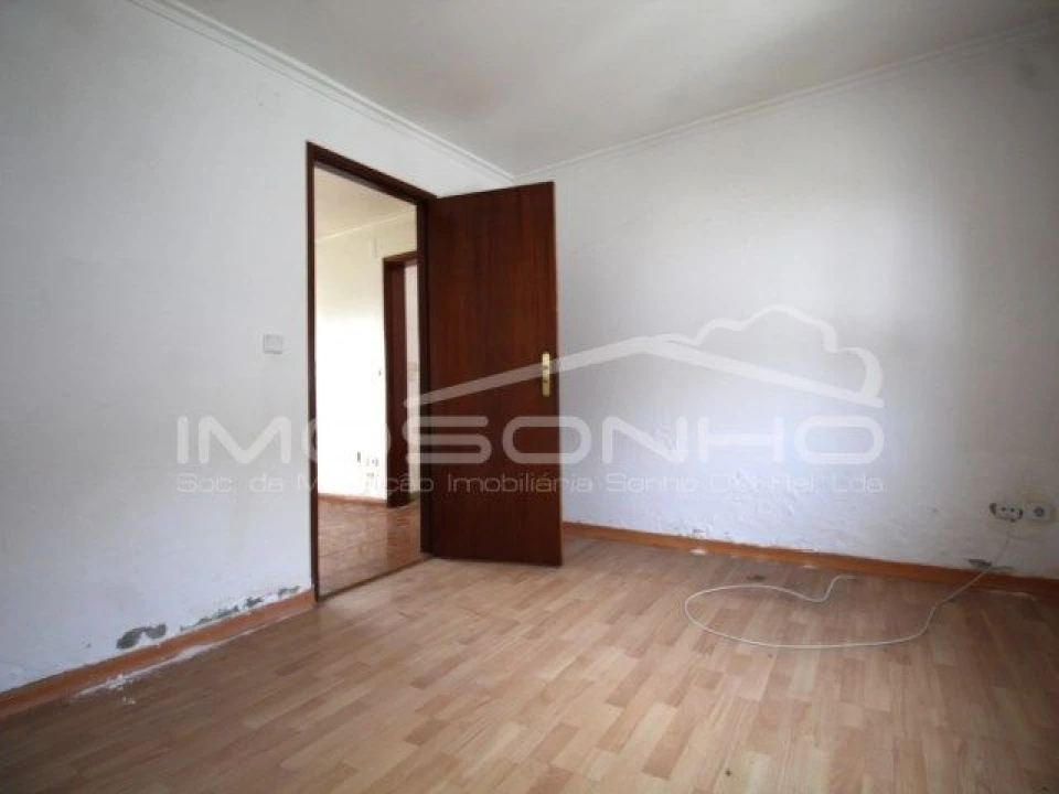 Apartamento T3 para Venda em Marinha Grande Foto 11