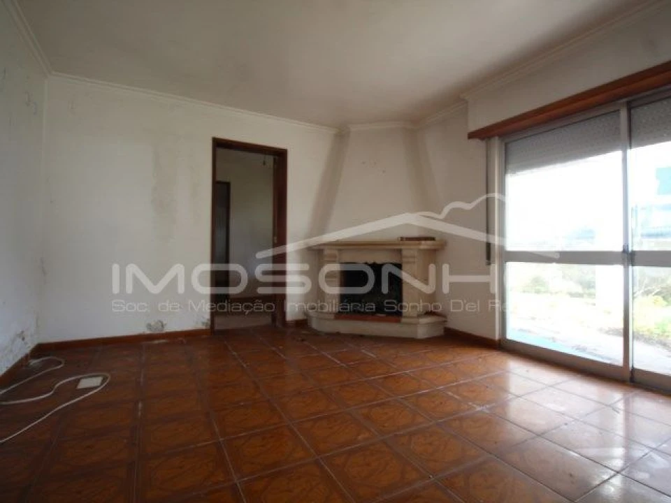 Apartamento T3 para Venda em Marinha Grande Foto 4
