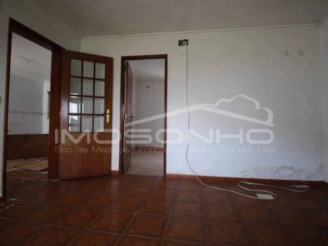 Apartamento T3 para Venda em Marinha Grande Foto 2