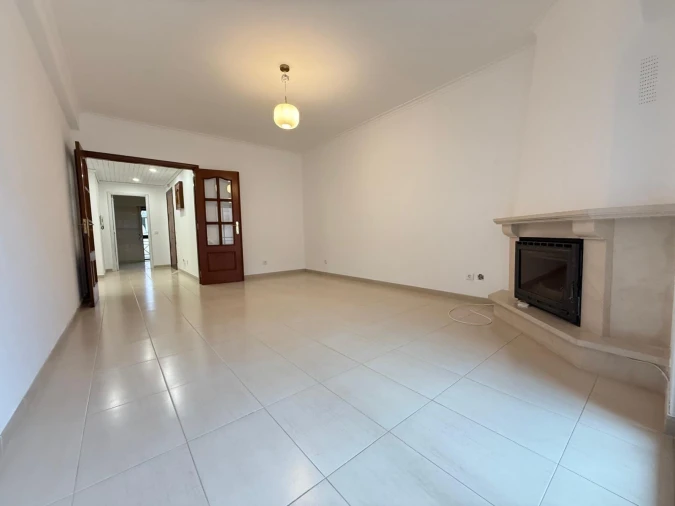 Apartamento T2 para Venda em Alcabideche Foto 5