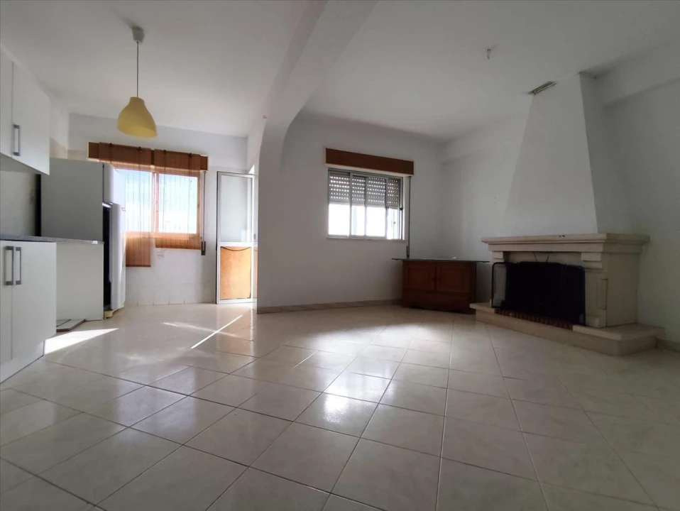 Apartamento T3 para Venda em Montijo e Afonsoeiro Foto 2