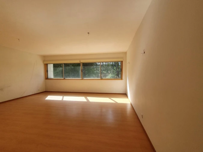 Apartamento T3 para Venda em Moreira Foto 3