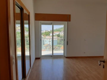 Apartamento T4 para Venda em Azambuja