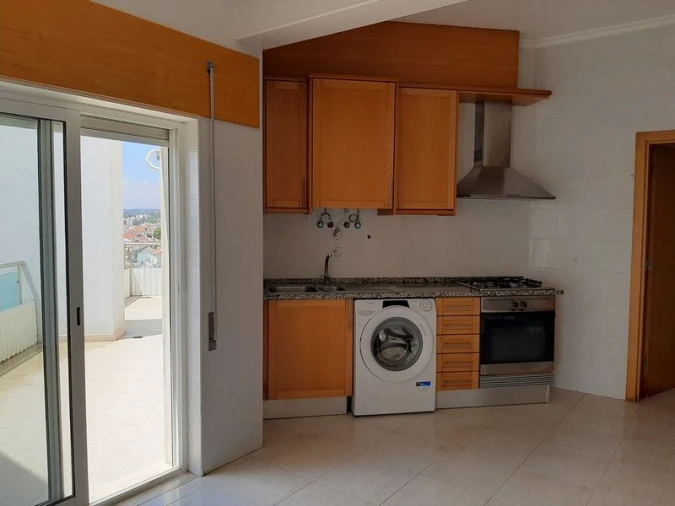 Apartamento T4 para Venda em Azambuja Foto 8