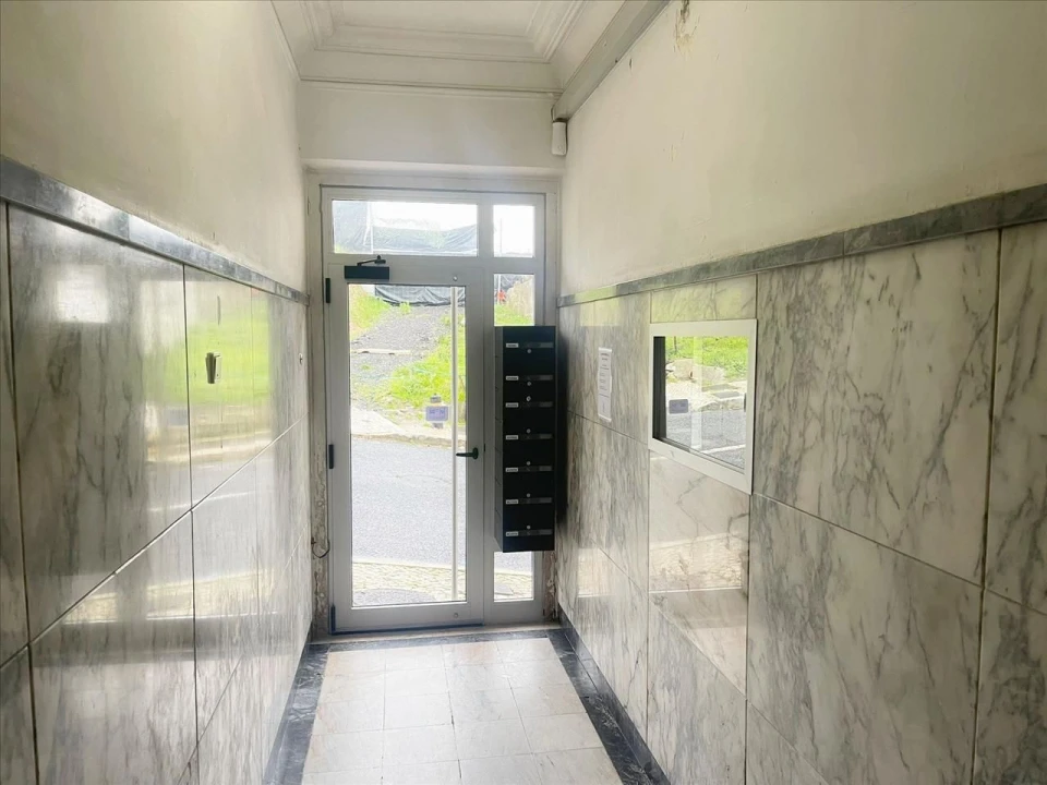 Apartamento T1 para Venda em Falagueira-Venda Nova Foto 3