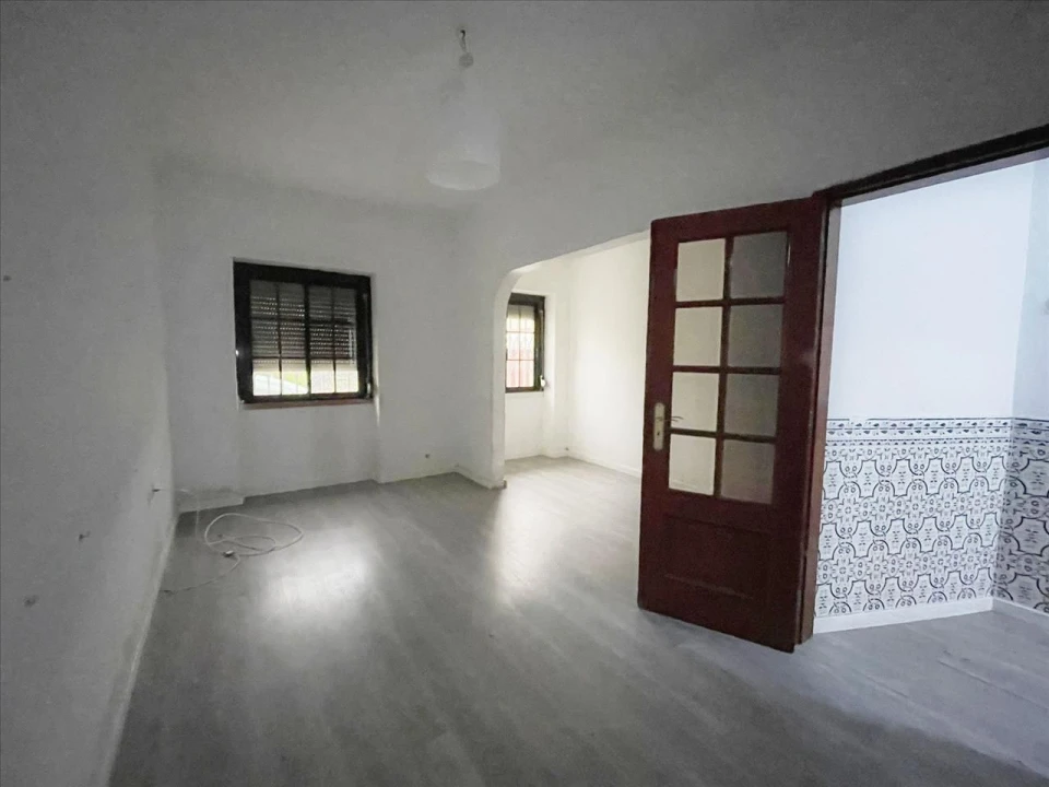 Apartamento T1 para Venda em Falagueira-Venda Nova Foto 4