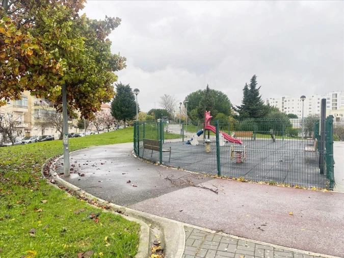 Apartamento T1 para Venda em Falagueira-Venda Nova Foto 27