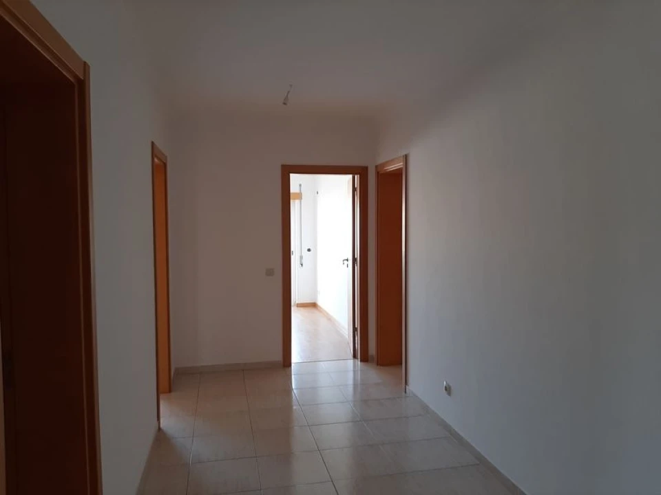 Apartamento T3 para Venda em Azambuja Foto 3