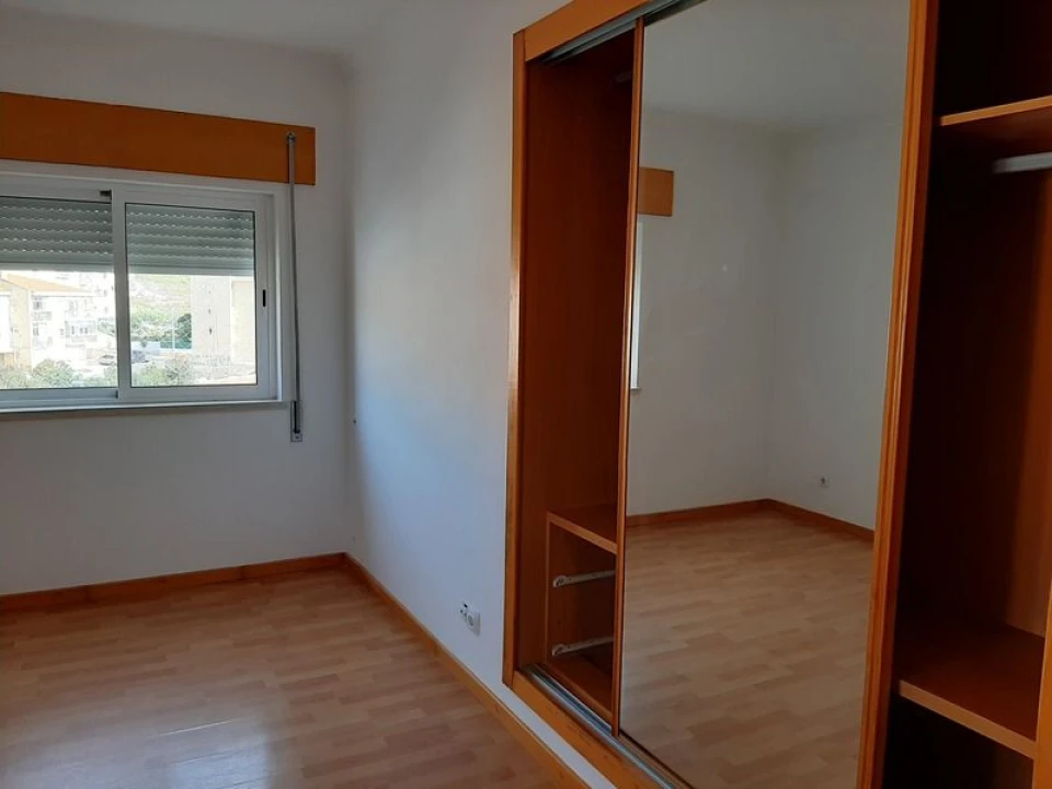 Apartamento T3 para Venda em Azambuja Foto 5