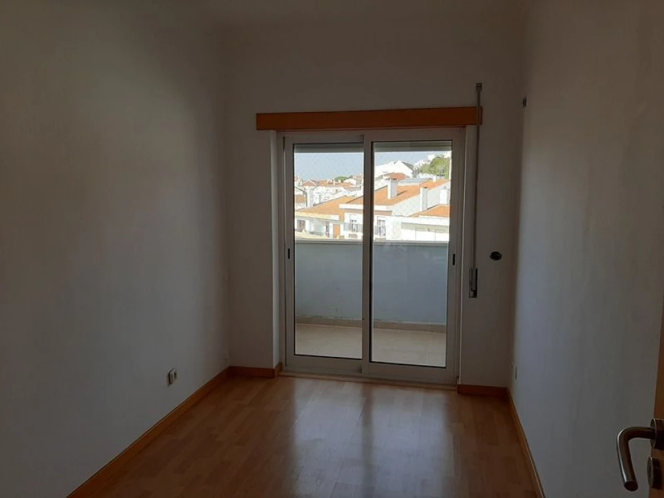 Apartamento T3 para Venda em Azambuja Foto 9