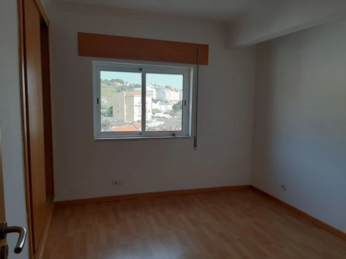 Apartamento T3 para Venda em Azambuja Foto 7