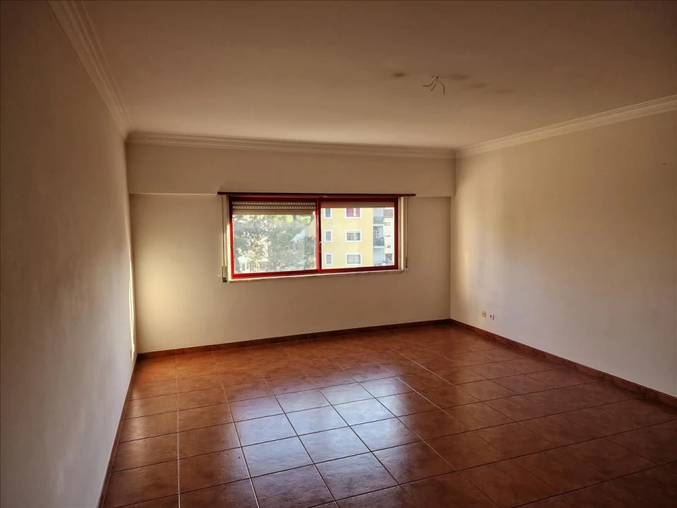 Apartamento T2 para Venda em Póvoa de Santa Iria e Forte da Casa Foto 5