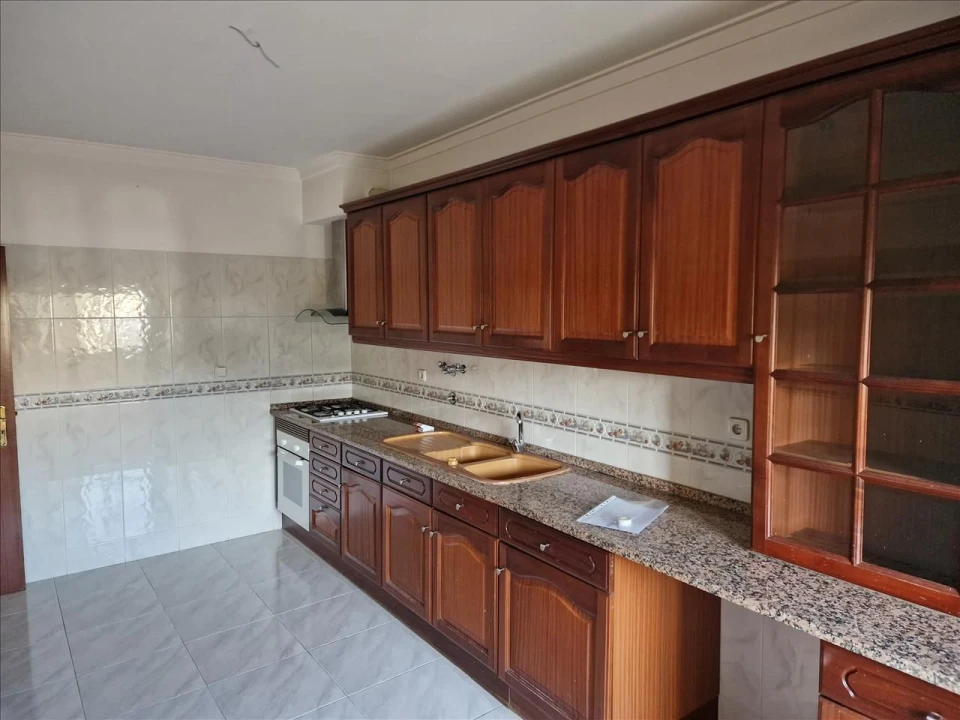 Apartamento T2 para Venda em Póvoa de Santa Iria e Forte da Casa Foto 7