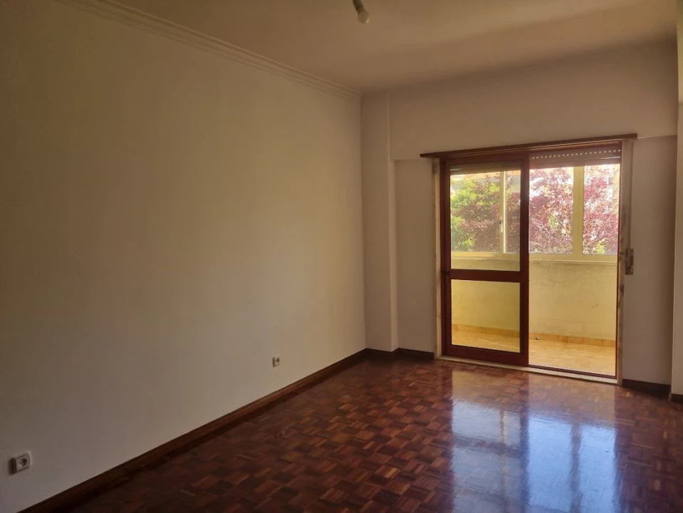 Apartamento T2 para Venda em Póvoa de Santa Iria e Forte da Casa Foto 8