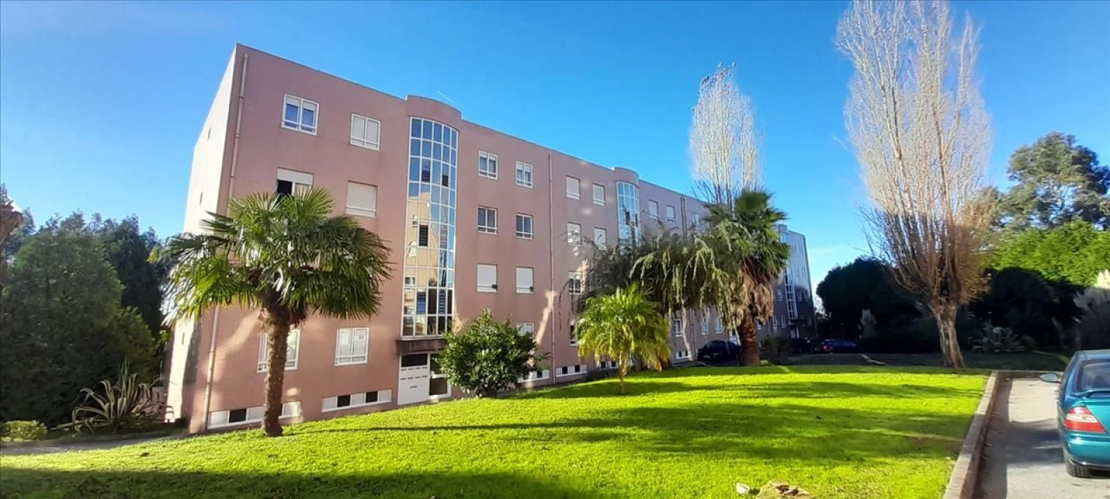 Apartamento T2 para Venda em Fânzeres e São Pedro da Cova Foto 1